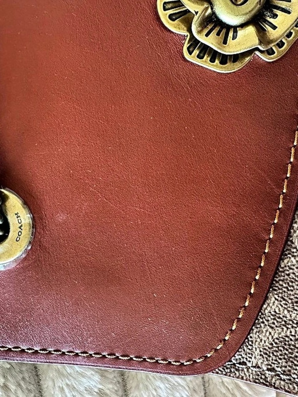 Coach Parker Shoulder Bag in Signature Canvas with Tea Rose Turnlock Signature - Picture 7 of 14